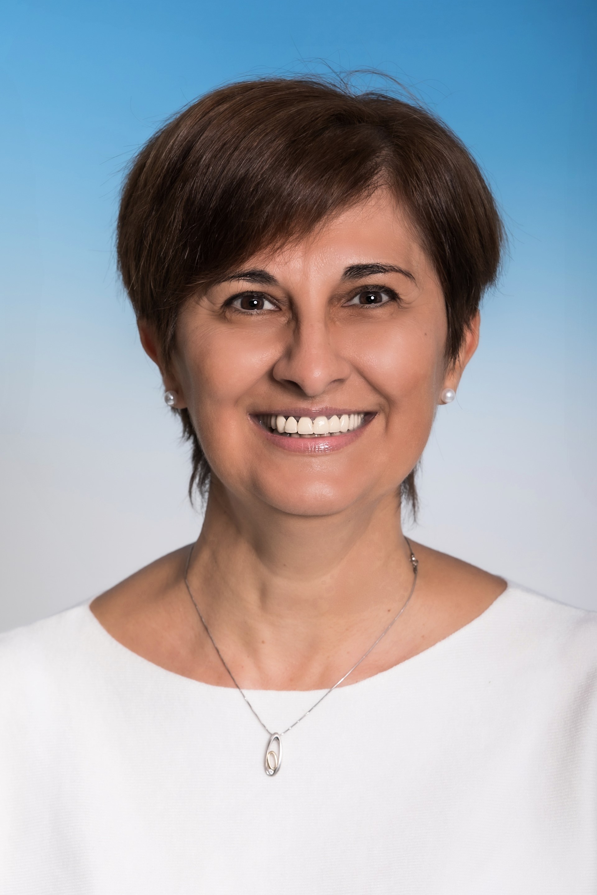 Szabados Eva